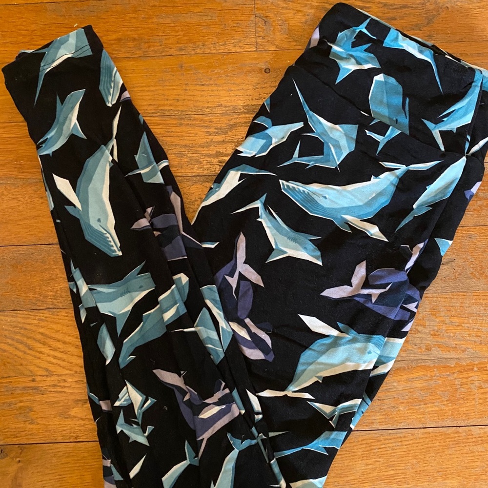 LuLaRoe Os whale Leggings